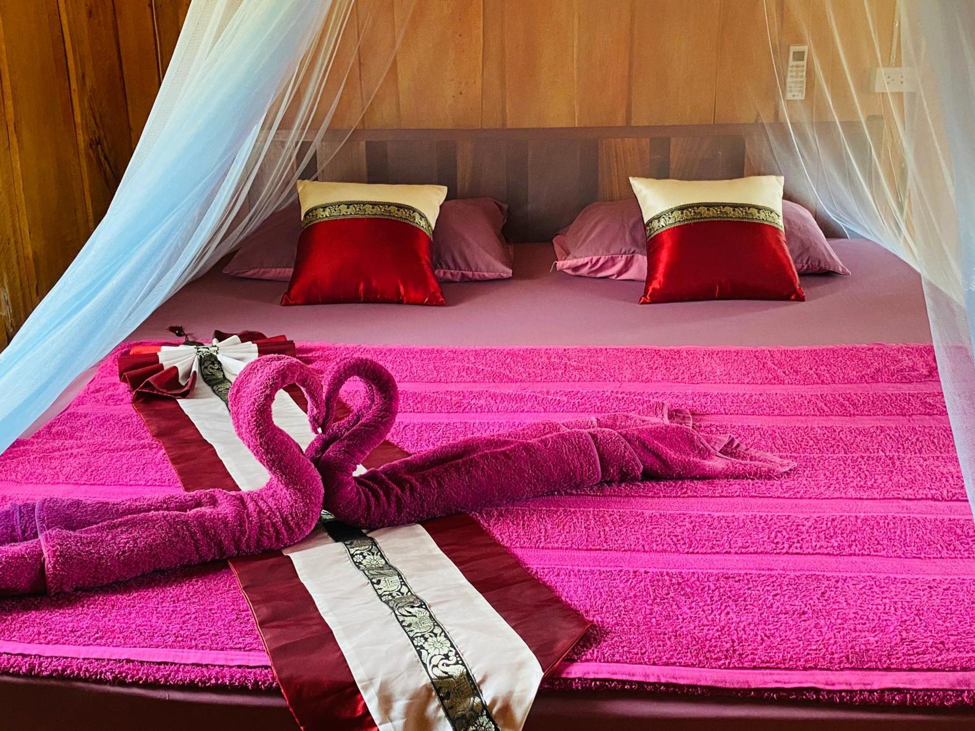 Nadia Resort Kohjum Csum-sziget Szoba fotó